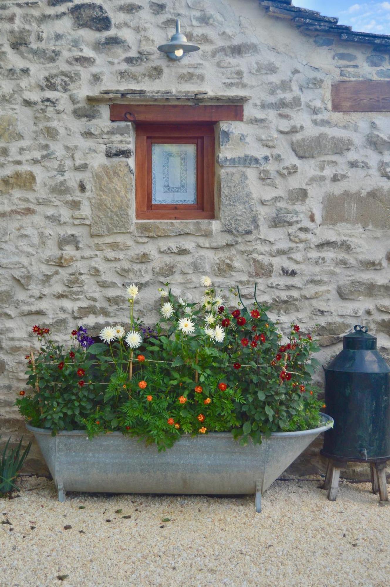 Borda De Fadrin Pension Ipies Buitenkant foto