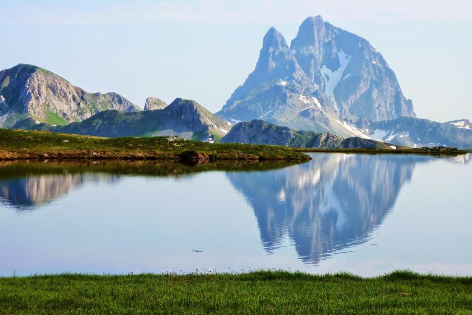 Borda De Fadrin Pension Ipies Buitenkant foto
