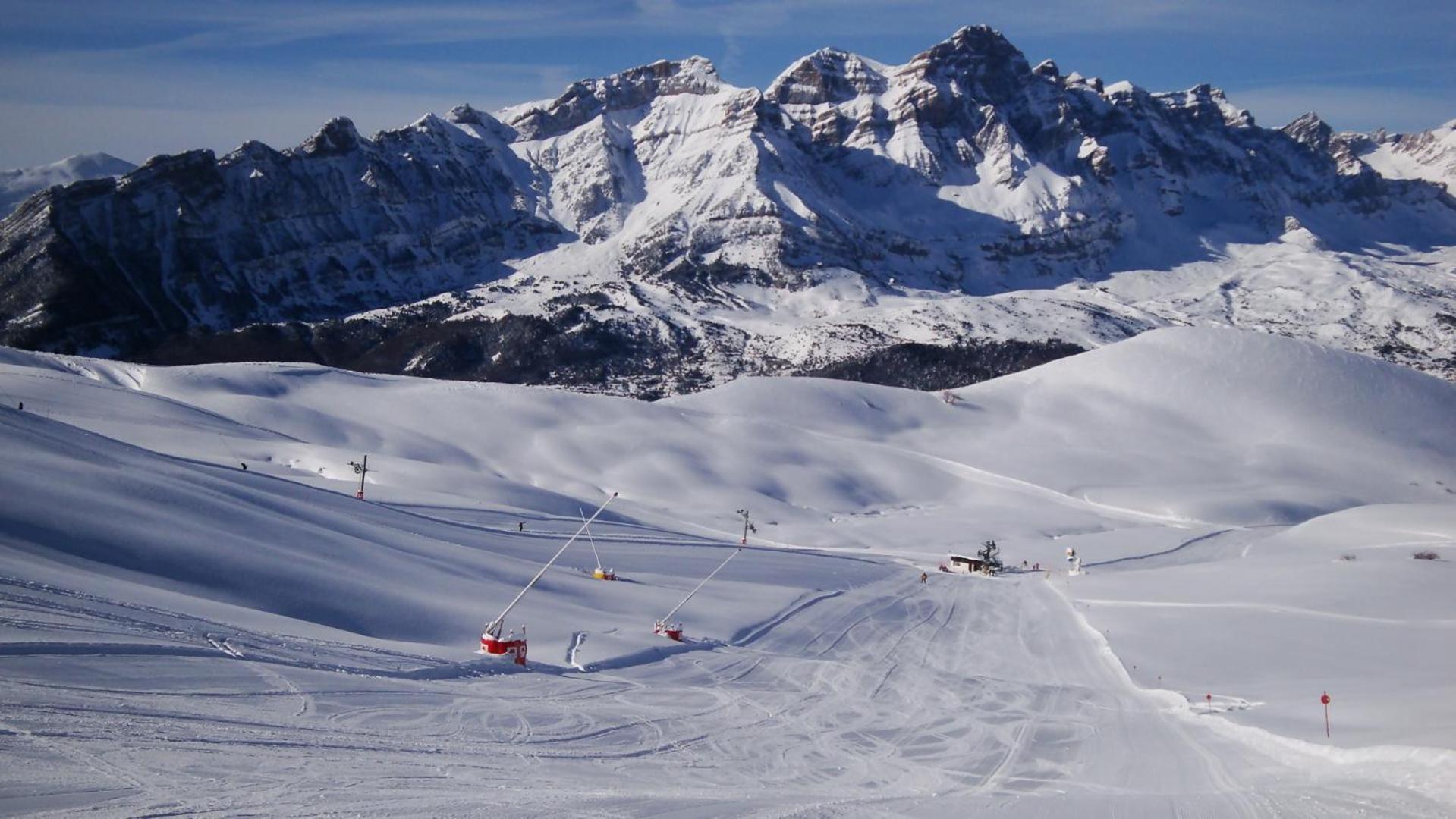Borda De Fadrin Pension Ipies Buitenkant foto