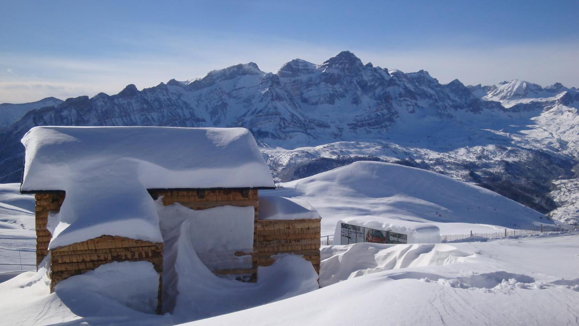Borda De Fadrin Pension Ipies Buitenkant foto