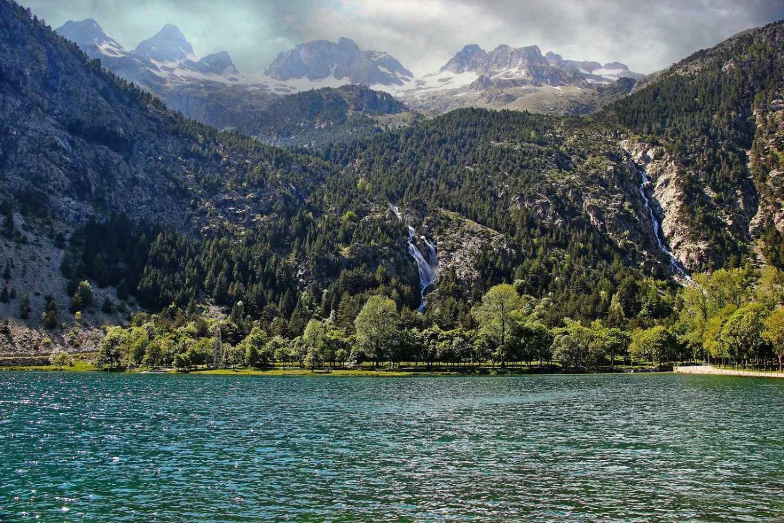 Borda De Fadrin Pension Ipies Buitenkant foto