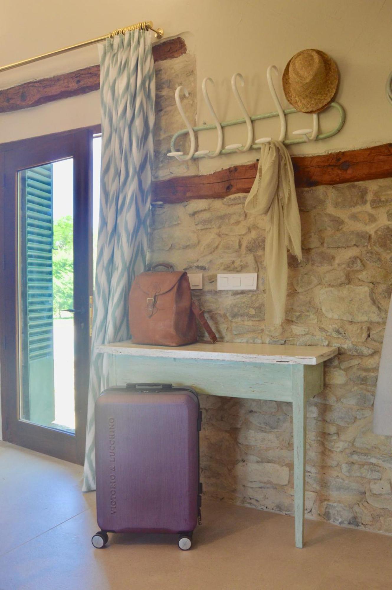 Borda De Fadrin Pension Ipies Buitenkant foto